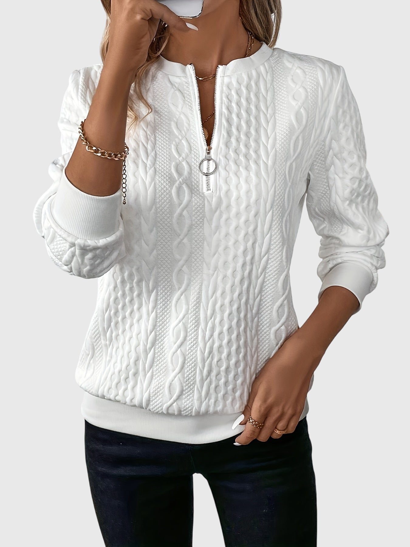 Nora | Sweater with Zipper
