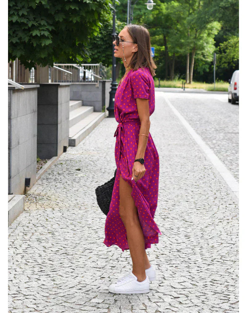 Julia | Elegant Dress with V-neck