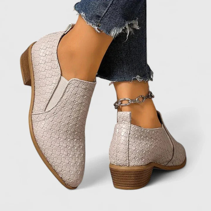 Violeandra | Orthopedic Shoes