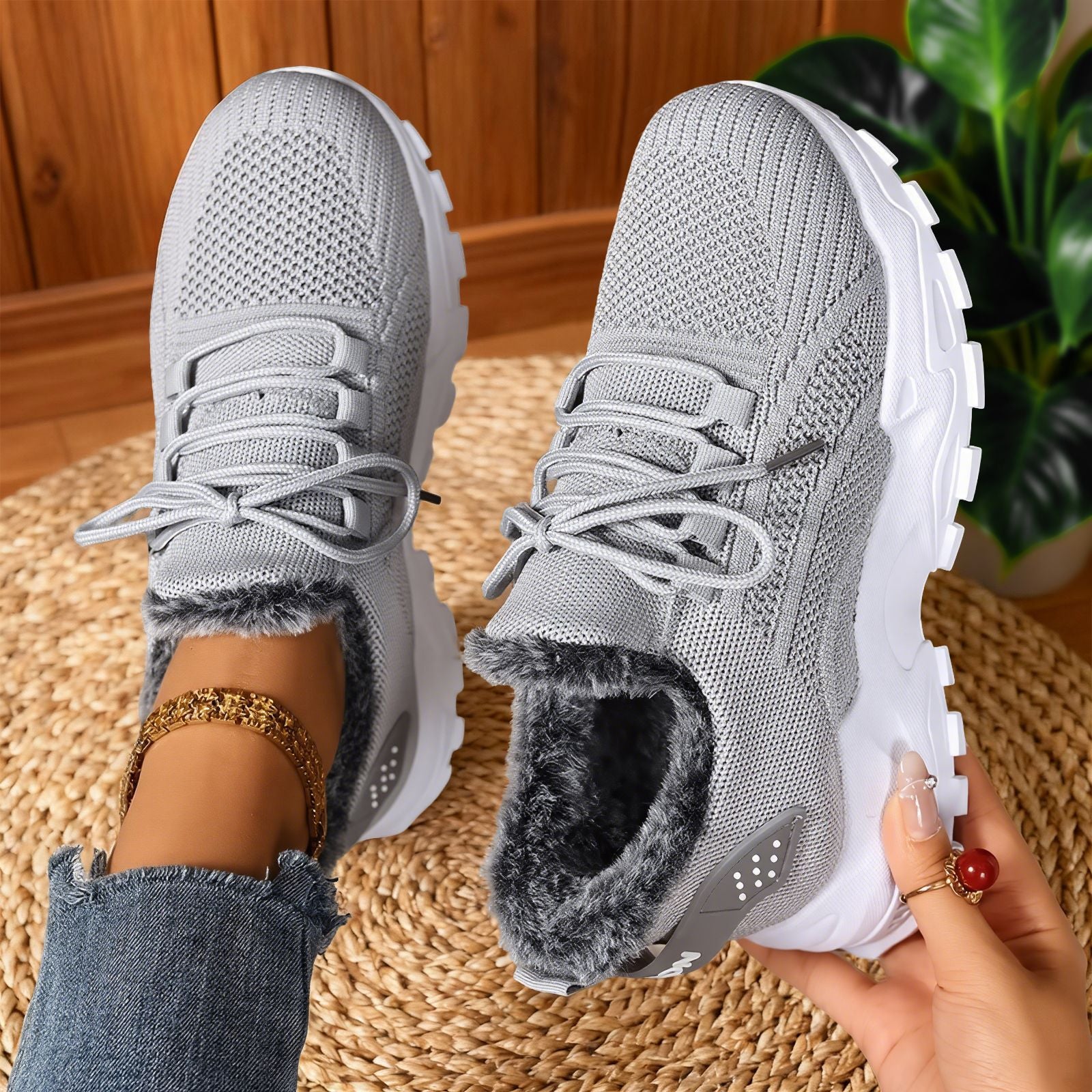 Luvia | Orthopedic Sneakers