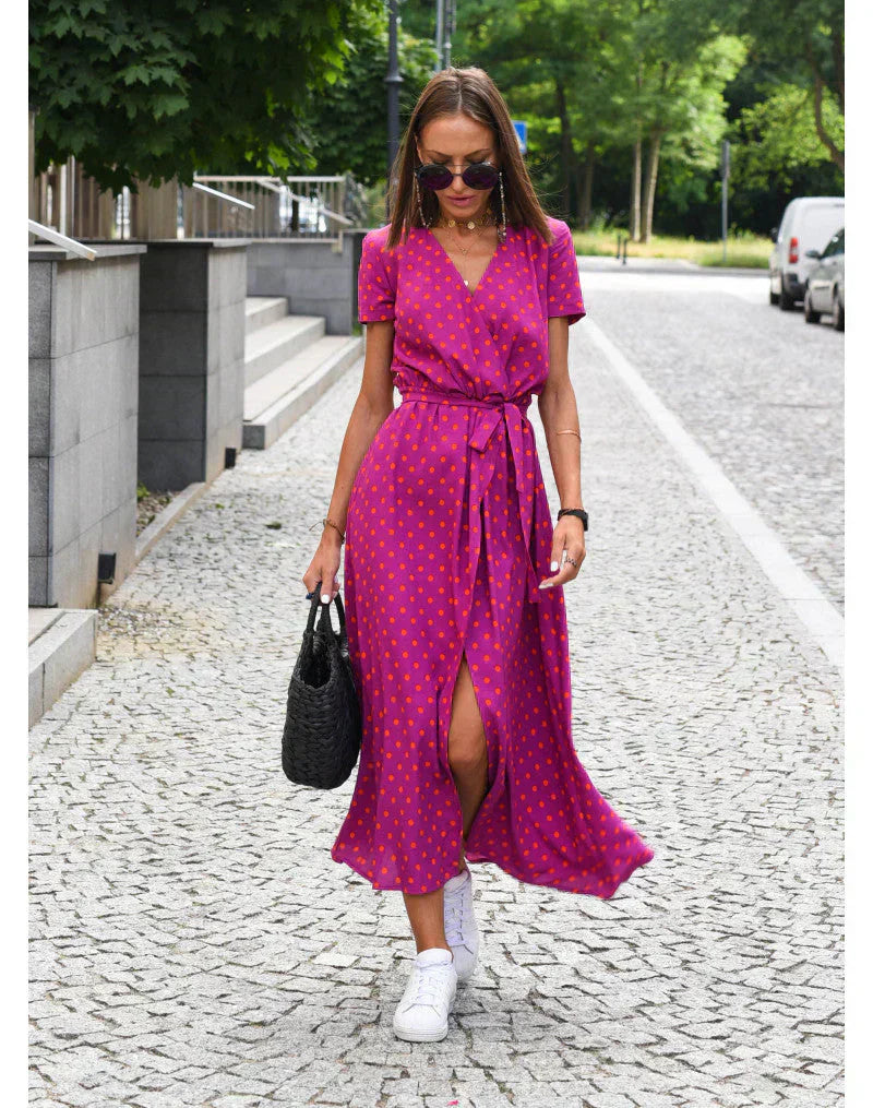 Julia | Elegant Dress with V-neck